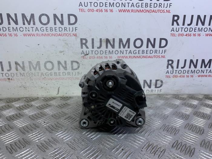 Begagnade Dynamo Renault Clio IV (5R) 0.9 Energy TCE 90 12V Pris € 24,20 Inklusive moms erbjuds av Autodemontage Rijnmond BV