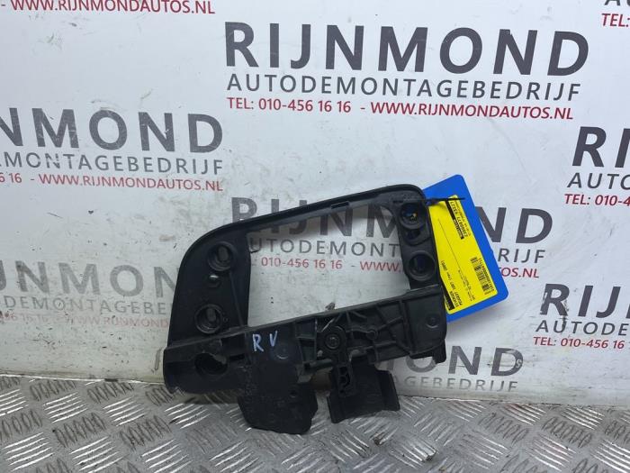 Usagé Divers Peugeot 1007 (KM) 1.4 Prix sur demande proposé par Autodemontage Rijnmond BV