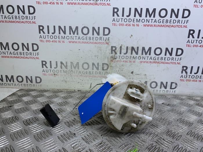 Gebrauchte Benzinpumpe Ford Fiesta 6 (JA8) 1.0 EcoBoost 12V 100 Preis auf Anfrage angeboten von Autodemontage Rijnmond BV