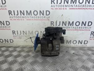 Used Rear brake calliper, right Mercedes C (W205) C-200 2.0 CGI 16V Price € 90,75 Inclusive VAT offered by Autodemontage Rijnmond BV