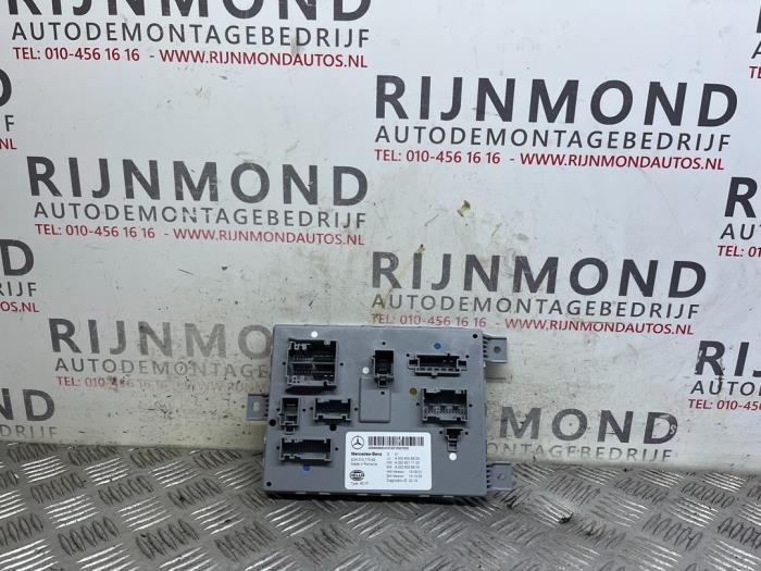 Used Body control computer Mercedes C (W205) C-200 2.0 CGI 16V Price € 72,60 Inclusive VAT offered by Autodemontage Rijnmond BV