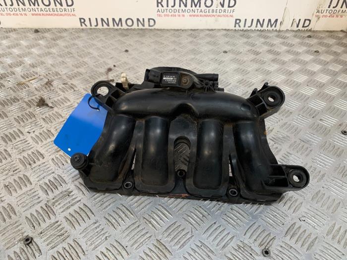 Używane Kolektor dolotowy Peugeot 308 SW (4E/H) 1.6 16V THP 150 Cena na żądanie oferowane przez Autodemontage Rijnmond BV