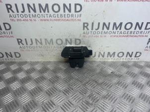 Used Tailgate lock mechanism Citroen C3 (SC) 1.6 HDi 92 Price on request offered by Autodemontage Rijnmond BV