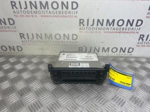 Used Radio CD player BMW Mini One/Cooper (R50) 1.6 16V One Price € 60,50 Inclusive VAT offered by Autodemontage Rijnmond BV
