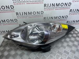 Used Headlight, left Chevrolet Spark (M300) 1.0 16V Bifuel Price € 100,00 Margin scheme offered by Autodemontage Rijnmond BV