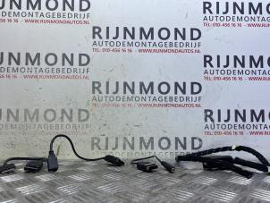 Used Multimedia connection Mercedes C Estate (S204) 2.2 C-250 CDI 16V BlueEfficiency Price € 48,40 Inclusive VAT offered by Autodemontage Rijnmond BV