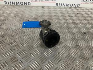 Piston d'un Seat Ibiza ST (6J8) 1.2 TDI Ecomotive 2010