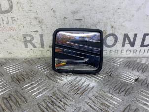 Used Tailgate handle Seat Leon SC (5FC) 2.0 TDI FR 16V Price € 36,30 Inclusive VAT offered by Autodemontage Rijnmond BV