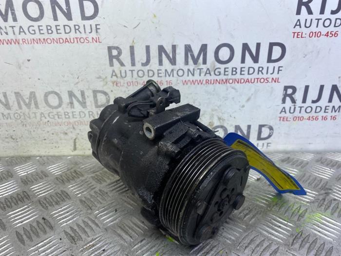 Usagé Pompe clim Fiat Fiorino (225) 1.3 D 16V Multijet Prix € 60,00 Règlement à la marge proposé par Autodemontage Rijnmond BV