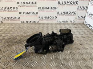 Used Intake manifold Mercedes E (W213) E-220d 2.0 Turbo 16V Price € 181,50 Inclusive VAT offered by Autodemontage Rijnmond BV