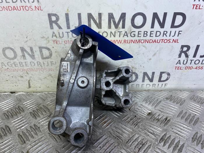 Used Engine mount Fiat Fiorino (225) 1.3 D 16V Multijet Price € 30,00 Margin scheme offered by Autodemontage Rijnmond BV