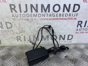 Used Front seatbelt buckle, left Fiat Fiorino (225) 1.3 D 16V Multijet Price € 40,00 Margin scheme offered by Autodemontage Rijnmond BV