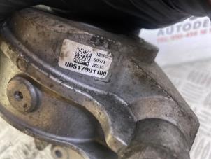 Engine mount from a Opel Combo 1.3 CDTI 16V ecoFlex 2014