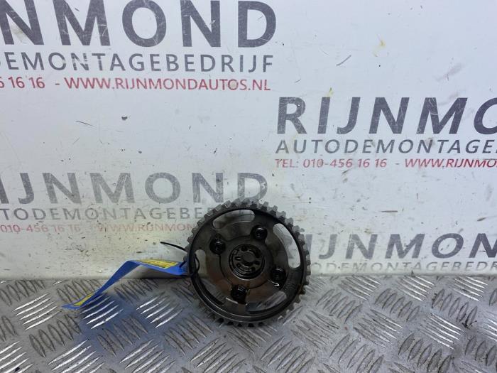 Begagnade Kamaxeldrev Peugeot 208 I (CA/CC/CK/CL) 1.0 Vti 12V PureTech Pris på förfrågan erbjuds av Autodemontage Rijnmond BV