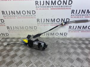 Used Rear door mechanism 4-door, right Peugeot 208 I (CA/CC/CK/CL) 1.0 Vti 12V PureTech Price on request offered by Autodemontage Rijnmond BV
