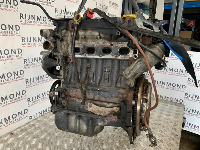 Engine from a Opel Tigra Twin Top 1.4 16V 2009