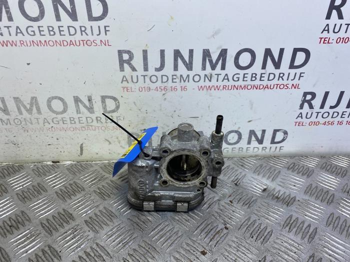 Begagnade Spjällhus Opel Tigra Twin Top 1.4 16V Pris € 7,26 Inklusive moms erbjuds av Autodemontage Rijnmond BV