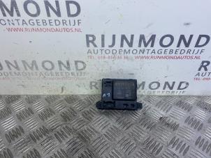 Used Central door locking module Mercedes Sprinter 3t (906.61) 210 CDI 16V Price on request offered by Autodemontage Rijnmond BV
