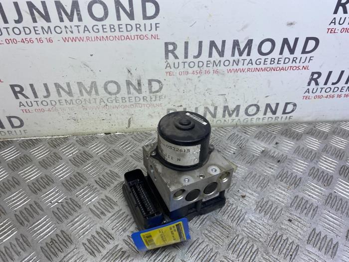 ABS pump from a Ford Galaxy (WGR) 2.0 2003