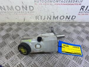 Used Master cylinder Dacia Dokker Express (8S) 1.5 dCi 90 Price on request offered by Autodemontage Rijnmond BV