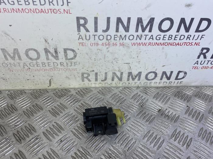 Usagé Régulateur pression turbo Dacia Dokker Express (8S) 1.5 dCi 90 Prix sur demande proposé par Autodemontage Rijnmond BV