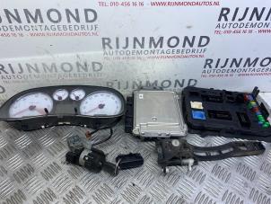 Used Ignition lock + computer Peugeot 307 SW (3H) 1.6 HDi 16V Price on request offered by Autodemontage Rijnmond BV