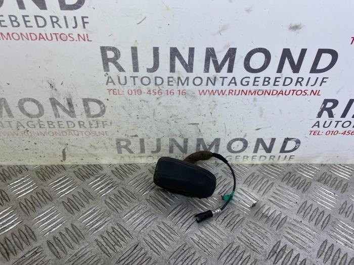 Używane Antena Citroen DS3 Cabrio (SB) 1.6 16V VTS THP Cena na żądanie oferowane przez Autodemontage Rijnmond BV