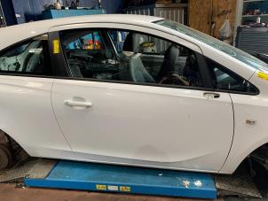 Used Door 2-door, right Opel Corsa E 1.4 16V Price € 272,25 Inclusive VAT offered by Autodemontage Rijnmond BV