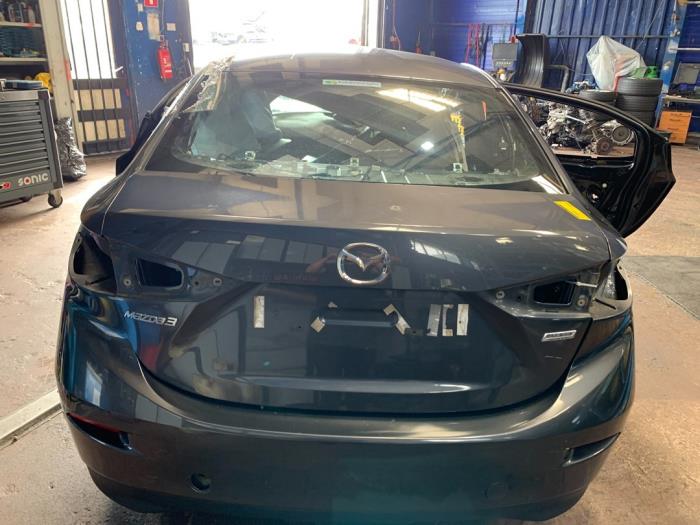 Używane Tylna klapa Mazda 3 (BM/BN) 2.2 SkyActiv-D 150 16V Cena € 363,00 Z VAT oferowane przez Autodemontage Rijnmond BV