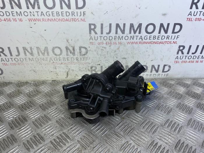 Water pump from a Volkswagen Polo VI (AW1) 1.0 TSI 12V 2019