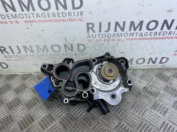 Water pump from a Volkswagen Polo VI (AW1) 1.0 TSI 12V 2019
