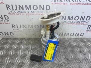 Used Petrol pump Mini Countryman (R60) 1.6 16V One Price on request offered by Autodemontage Rijnmond BV