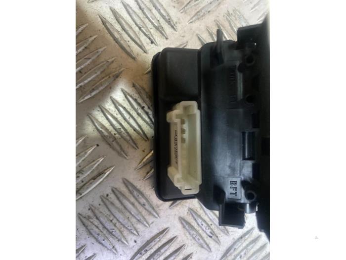 Central door locking module Mercedes A 1.4 A-140 - 00782602 MERCEDES
