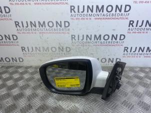 Used Wing mirror, left Hyundai iX35 (LM) 1.7 CRDi 16V Price on request offered by Autodemontage Rijnmond BV