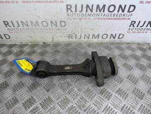Used Engine mount Hyundai iX35 (LM) 1.7 CRDi 16V Price on request offered by Autodemontage Rijnmond BV