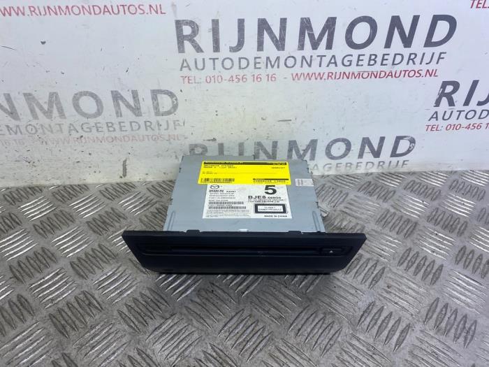 Gebrauchte Navigation System Mazda 3 (BM/BN) 2.2 SkyActiv-D 150 16V Preis € 121,00 Mit Mehrwertsteuer angeboten von Autodemontage Rijnmond BV