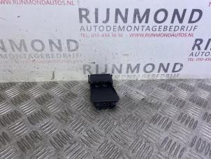 Gebrauchte ACC Sensor (Entfernung) Mazda 3 (BM/BN) 2.2 SkyActiv-D 150 16V Preis € 60,50 Mit Mehrwertsteuer angeboten von Autodemontage Rijnmond BV