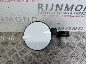 Used Tank cap cover Opel Corsa E 1.4 16V Price € 18,15 Inclusive VAT offered by Autodemontage Rijnmond BV