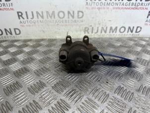 Used Rear brake calliper, right BMW 3 serie (E90) 318i 16V Price on request offered by Autodemontage Rijnmond BV
