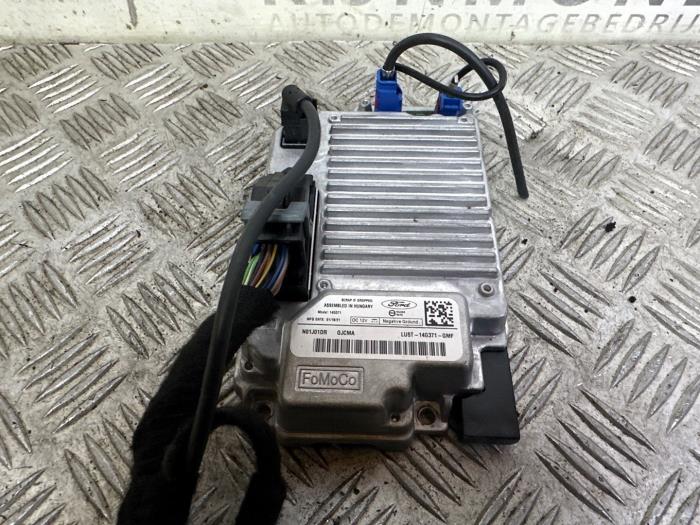 Używane Modul nawigacji Ford Fiesta 7 1.0 EcoBoost 12V Cena € 151,25 Z VAT oferowane przez Autodemontage Rijnmond BV