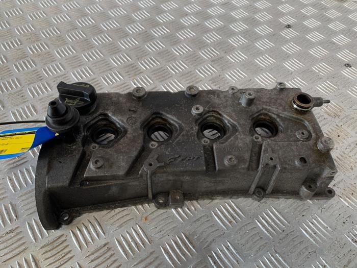 Gebrauchte Ventildeckel Fiat Bravo (198A) 1.4 MultiAir 16V Preis auf Anfrage angeboten von Autodemontage Rijnmond BV