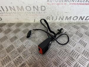 Used Front seatbelt buckle, left Fiat Bravo (198A) 1.4 MultiAir 16V Price on request offered by Autodemontage Rijnmond BV