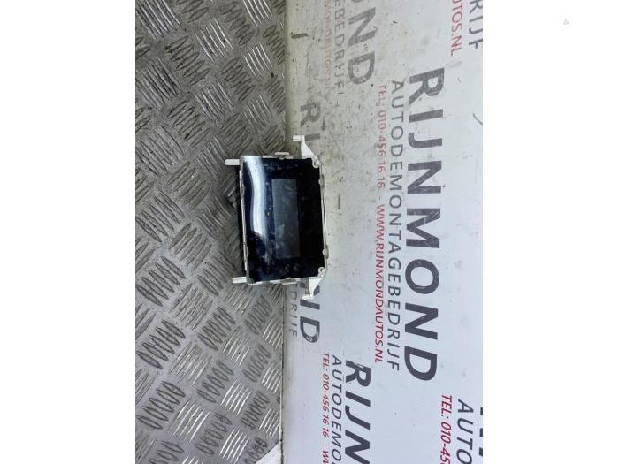 Begagnade Innerdisplay Ford Fiesta 6 (JA8) 1.25 16V Pris € 30,00 Marginaltabell erbjuds av Autodemontage Rijnmond BV