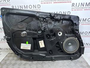 Gebrauchte Fenstermechanik 4-türig links vorne Ford Fiesta 6 (JA8) 1.25 16V Preis auf Anfrage angeboten von Autodemontage Rijnmond BV