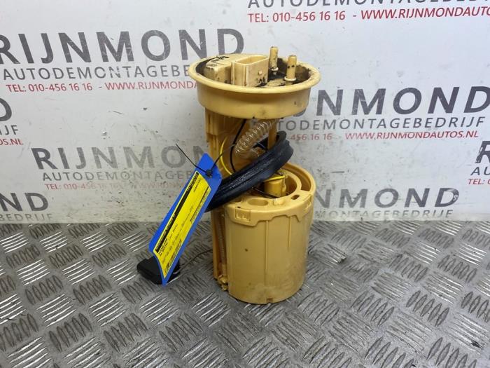Begagnade Dieselpump Volkswagen Transporter T5 2.0 TDI DRF Pris € 100,00 Marginaltabell erbjuds av Autodemontage Rijnmond BV