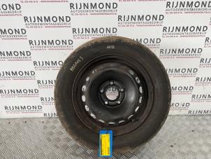 Used Wheel + tyre Renault Megane III Berline (BZ) 1.5 dCi 110 Price on request offered by Autodemontage Rijnmond BV