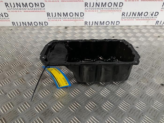 Used Sump Peugeot 308 (L3/L8/LB/LH/LP) 1.6 16V THP Price on request offered by Autodemontage Rijnmond BV
