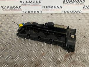 Used Rocker cover Mercedes Sprinter 3t (906.61) 210 CDI 16V Price on request offered by Autodemontage Rijnmond BV