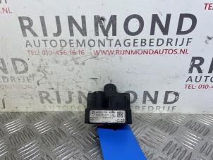 Used Glow plug relay Mercedes Sprinter 3t (906.61) 210 CDI 16V Price on request offered by Autodemontage Rijnmond BV