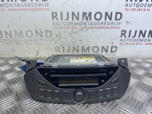 Usados Reproductor de CD y radio Nissan Pixo (D31S) 1.0 12V Precio de solicitud ofrecido por Autodemontage Rijnmond BV